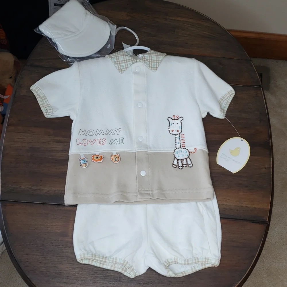 First Moments NWT Giraffe Embroidered Layette 2 Piece Coordinated Set Outfit